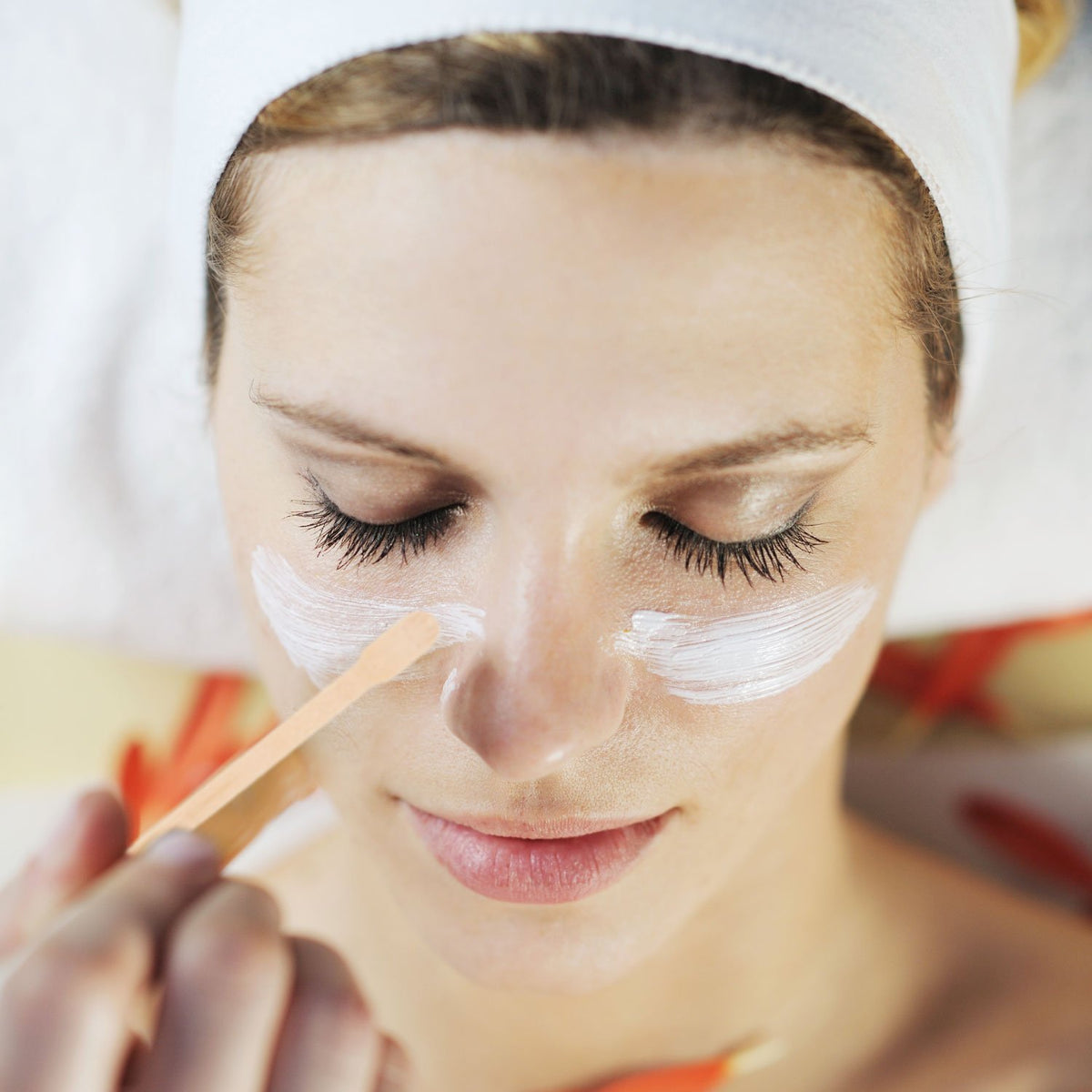 500 Pcs Small Wax Applicator Sticks for Eyebrow Lip Nose Hair Removal