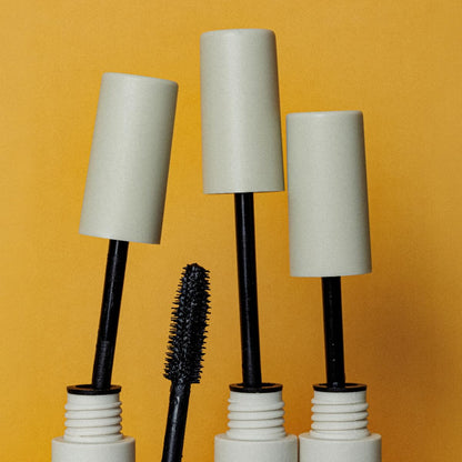 YuYa Cruelty-Free Makeup - Natural Oil Mascara for Long, Voluminous Lashes - Basic Must-Have for Any Makeup Routine!