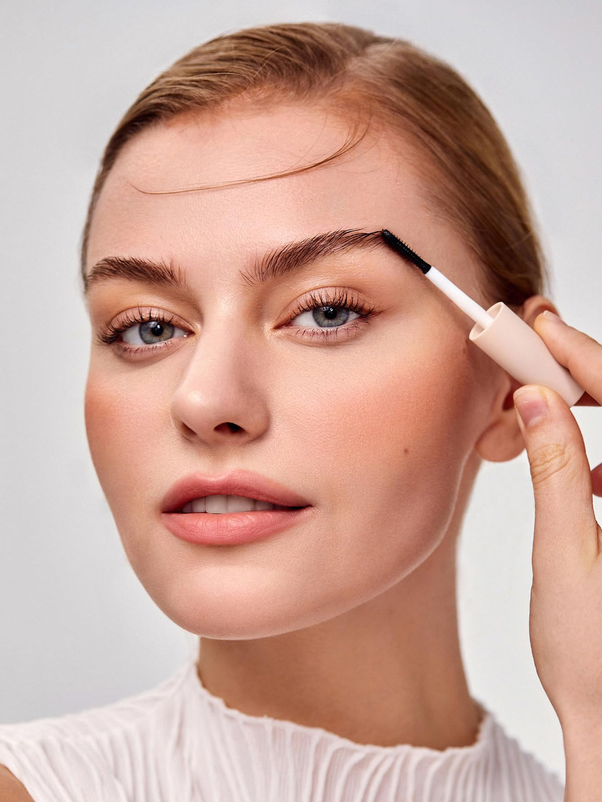 SHEGLAM Set Me Up Brow Gel Long Lasting Waterproof Clear Eyebrow Gel Long Wear Smudge-proof Moisturizing