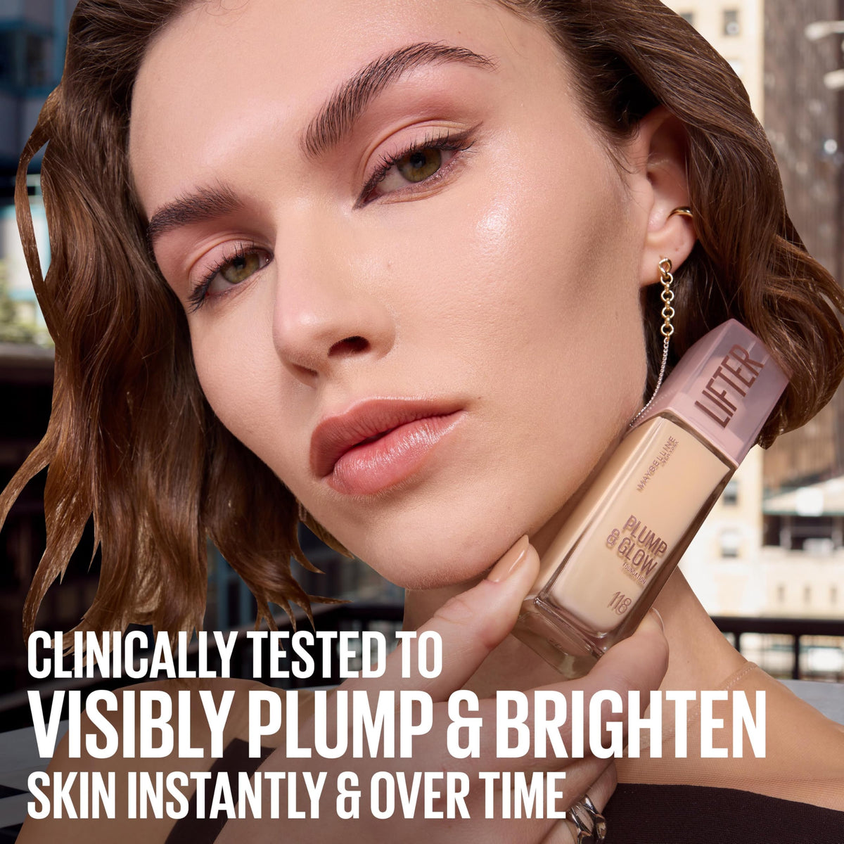 Maybelline Lifter Plump & Glow Foundation, Liquid Foundation with 2% Niacinamide + Hyaluronic Acid, Plumping and Brightening Face Makeup, 118, 1 Count